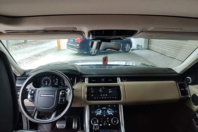 Used Land Rover Range Sport 2020 3.0 L6 HSE DYNAMIC Headliner