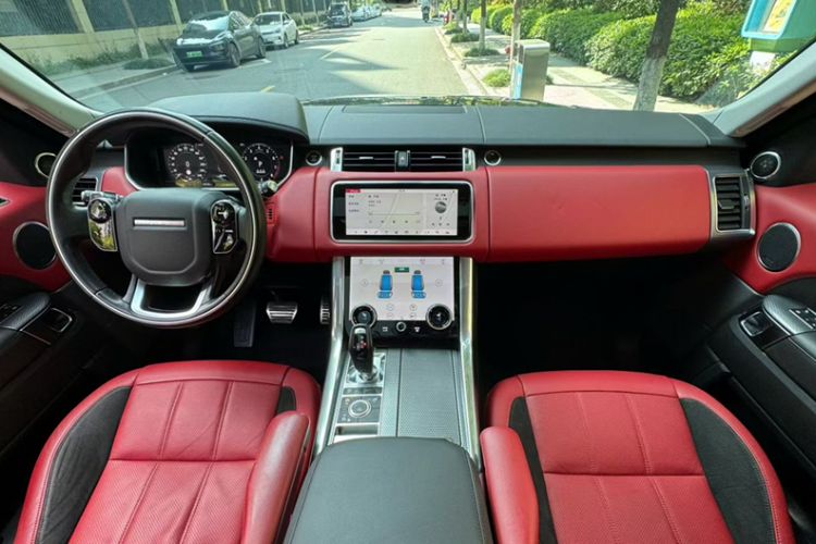 Used Land Rover Range Sport 2020 3.0 L6 HSE DYNAMIC Interior 1