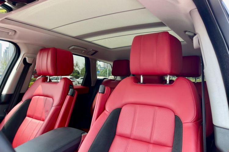 Used Land Rover Range Sport 2020 3.0 L6 HSE DYNAMIC Interior 11