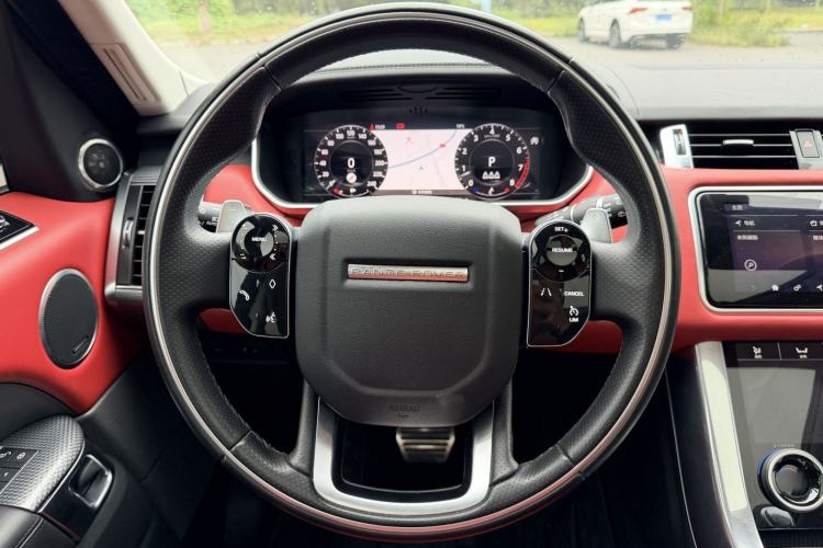 Used Land Rover Range Sport 2020 3.0 L6 HSE DYNAMIC Interior 2