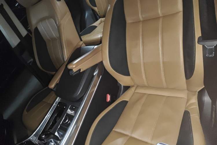 Used Land Rover Range Sport 2020 3.0 L6 HSE DYNAMIC Left Front Seat