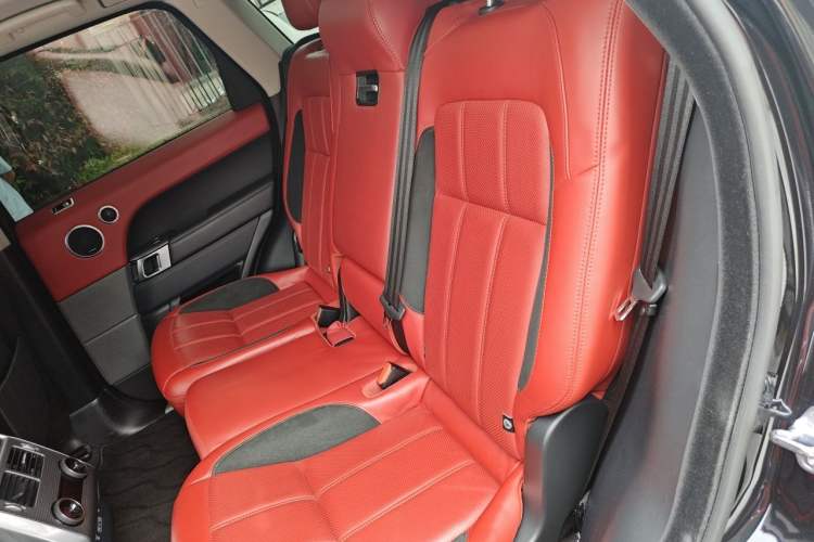 Used Land Rover Range Sport 2020 3.0 L6 HSE DYNAMIC Left Rear Seat