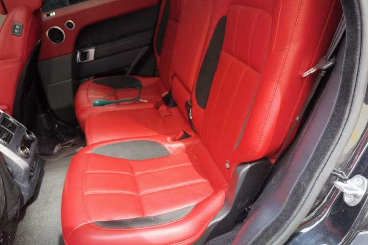 Used Land Rover Range Sport 2020 3.0 L6 HSE DYNAMIC Left Rear Seat