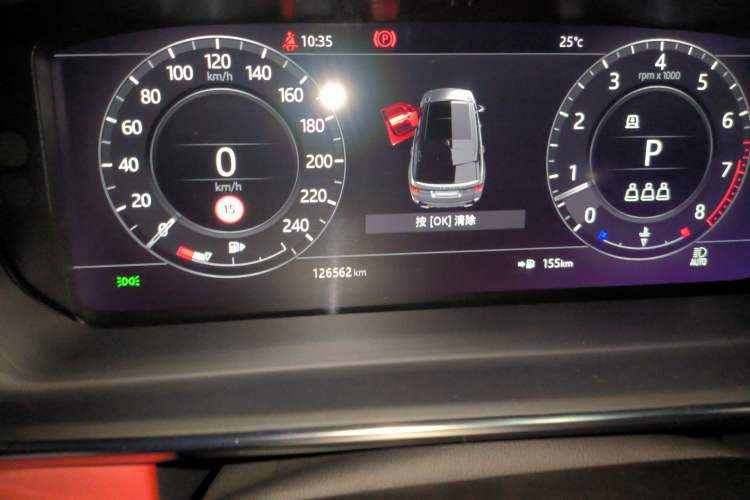 Used Land Rover Range Sport 2020 3.0 L6 HSE DYNAMIC Odometer Close Up