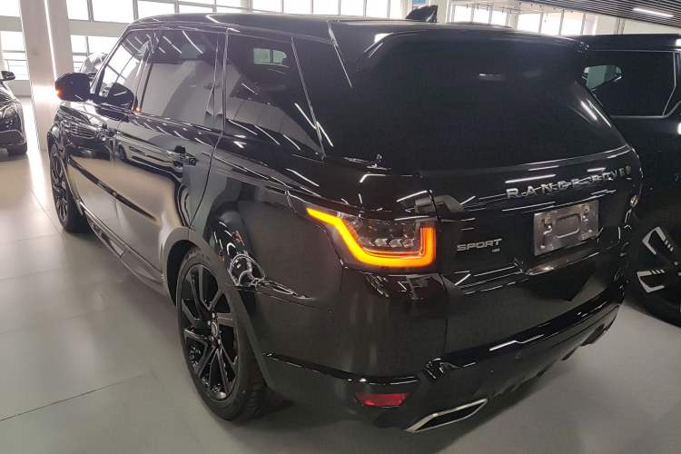 Used Land Rover Range Sport 2020 3.0 L6 HSE DYNAMIC Rear Left 45 Deg