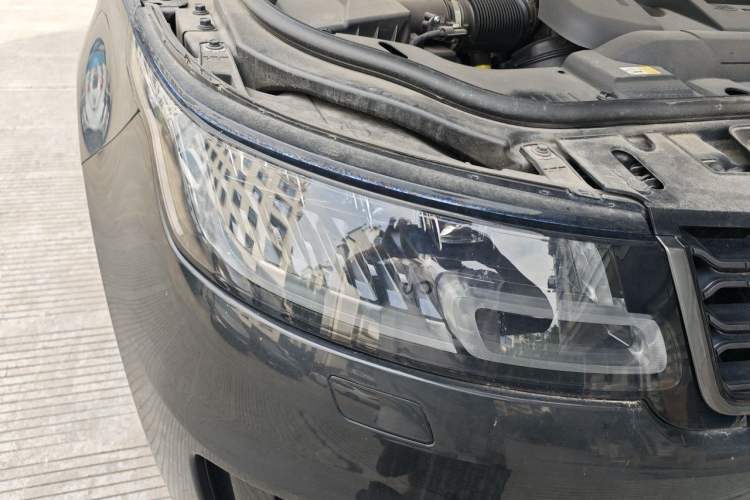 Used Land Rover Range Sport 2020 3.0 L6 HSE DYNAMIC Right Front Headlight