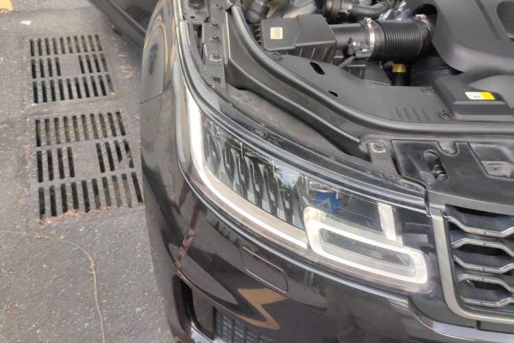 Used Land Rover Range Sport 2020 3.0 L6 HSE DYNAMIC Right Front Headlight