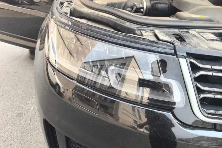 Used Land Rover Range Sport 2020 3.0 L6 HSE DYNAMIC Right Front Headlight