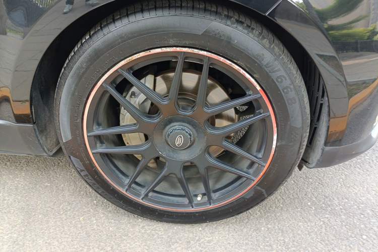 Used Land Rover Range Sport 2020 3.0 L6 SE Right Front Wheel Hub