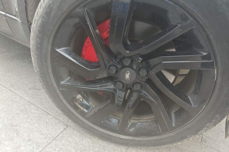 Used Land Rover Range Sport 2020 3.0 L6 HSE DYNAMIC Right Front Wheel Hub
