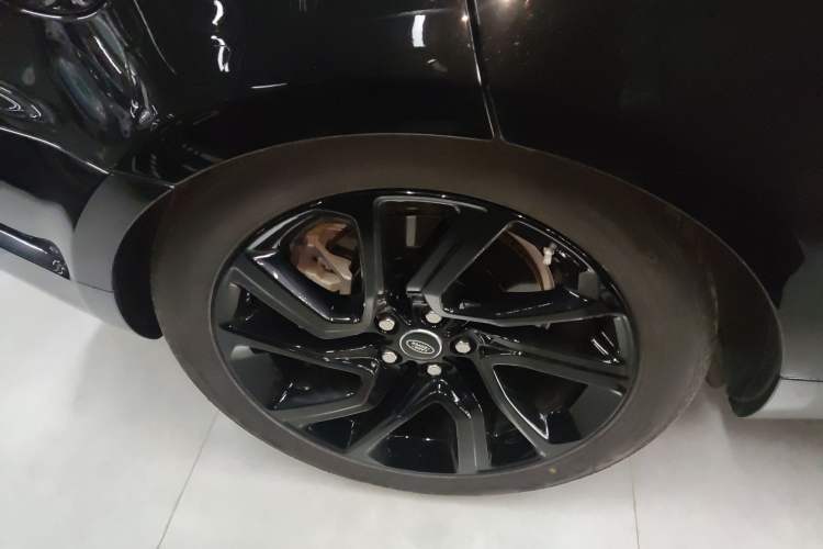 Used Land Rover Range Sport 2020 3.0 L6 HSE DYNAMIC Right Rear Wheel Hub