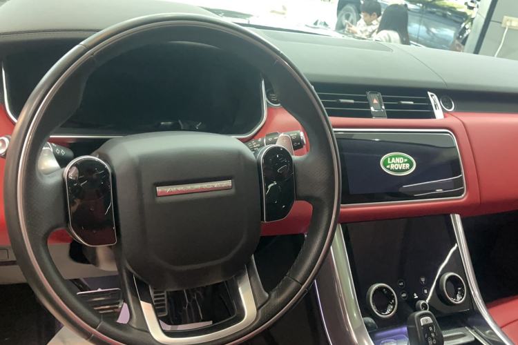 Used Land Rover Range Sport 2020 3.0 L6 HSE DYNAMIC Steering Wheel