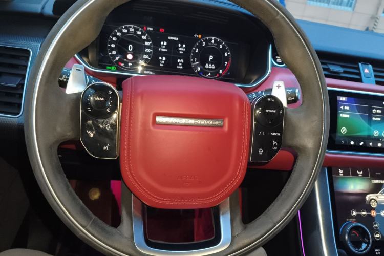 Used Land Rover Range Sport 2020 3.0 L6 HST Steering Wheel