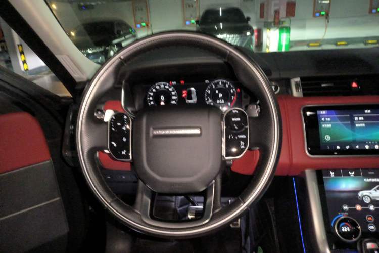 Used Land Rover Range Sport 2020 3.0 L6 HSE DYNAMIC Steering Wheel