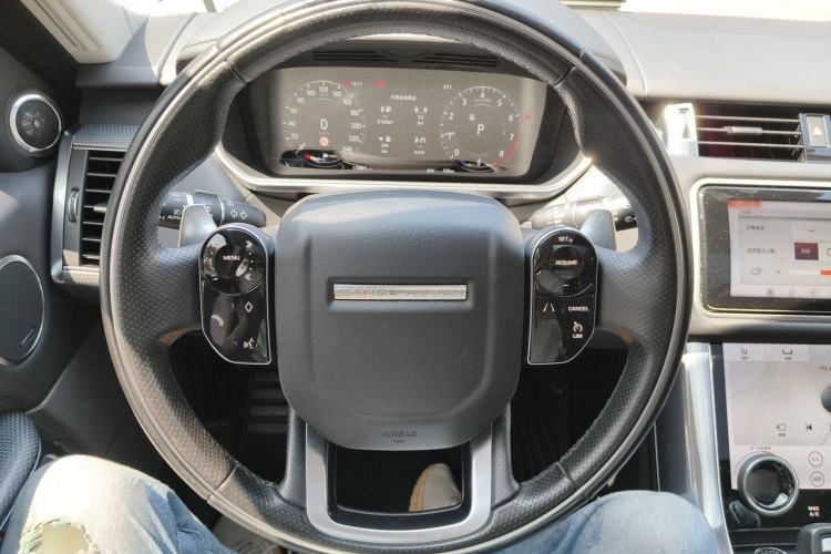 Used Land Rover Range Sport 2020 3.0 L6 HSE DYNAMIC Steering Wheel