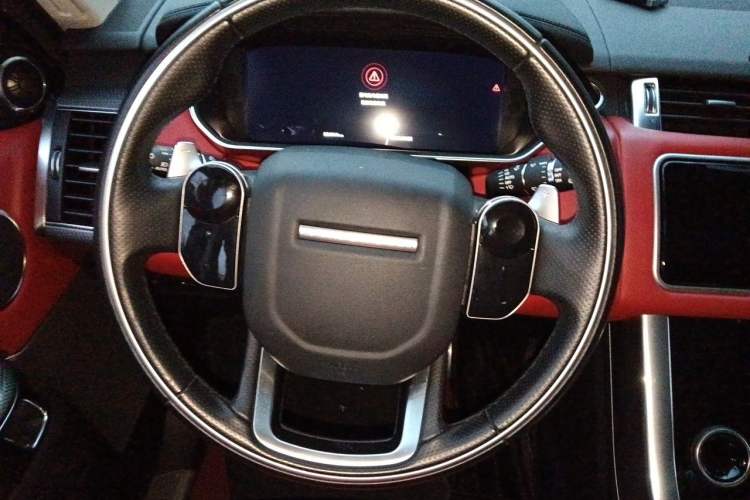 Used Land Rover Range Sport 2020 3.0 L6 HSE DYNAMIC Steering Wheel