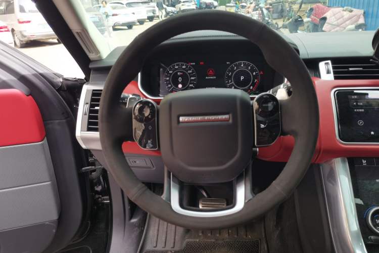 Used Land Rover Range Sport 2020 3.0 L6 HSE DYNAMIC Steering Wheel