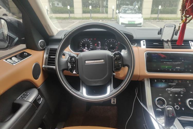 Used Land Rover Range Sport 2020 3.0 L6 HSE DYNAMIC Steering Wheel
