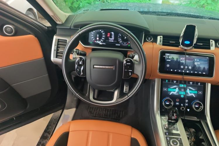 Used Land Rover Range Sport 2020 3.0 L6 HSE DYNAMIC Steering Wheel