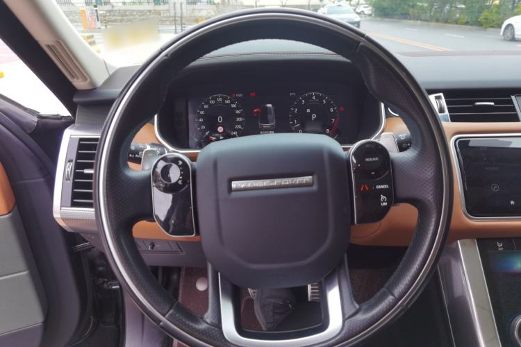Used Land Rover Range Sport 2020 3.0 L6 HSE DYNAMIC Steering Wheel