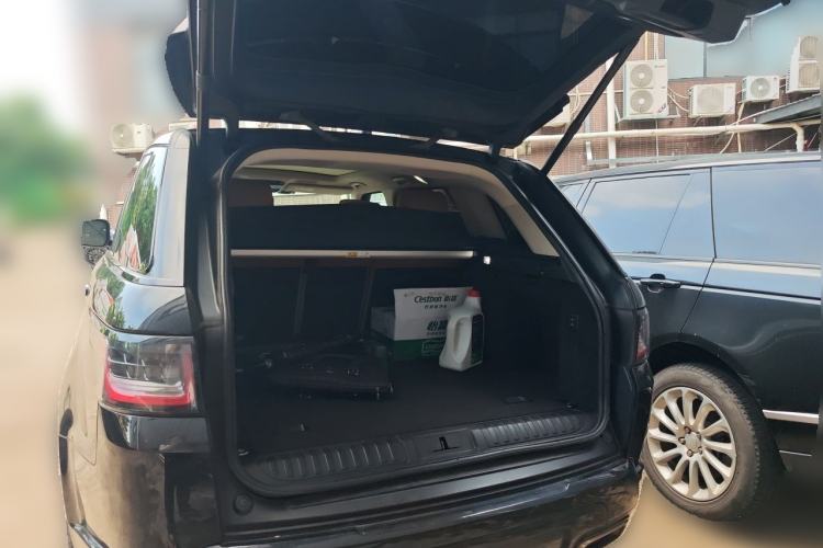 Used Land Rover Range Sport 2020 3.0 L6 HSE DYNAMIC Trunk