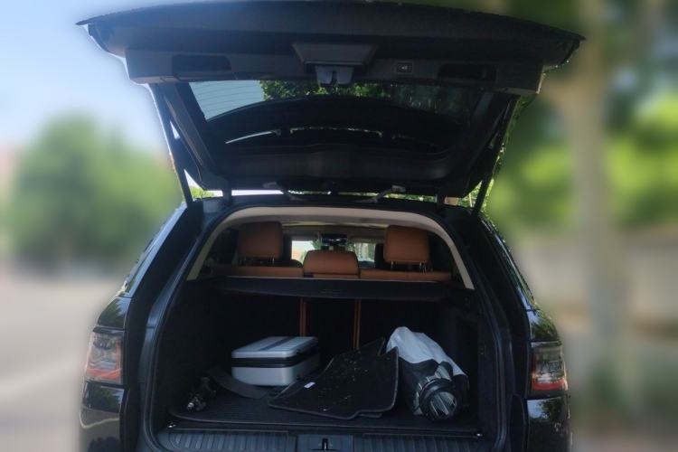 Used Land Rover Range Sport 2020 3.0 L6 HSE DYNAMIC Trunk