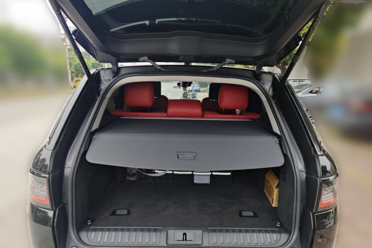 Used Land Rover Range Sport 2020 3.0 L6 HSE DYNAMIC Trunk
