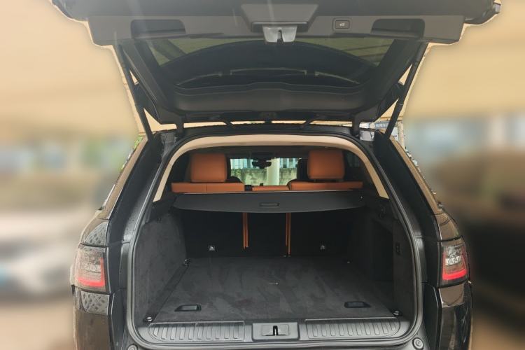 Used Land Rover Range Sport 2020 3.0 L6 HSE DYNAMIC Trunk