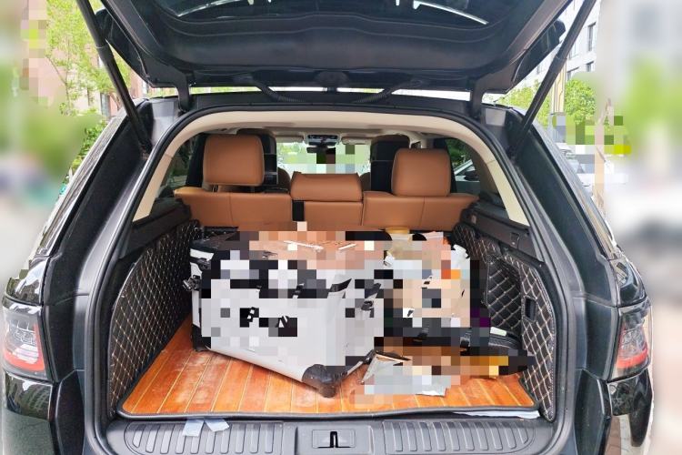 Used Land Rover Range Sport 2020 3.0 L6 HSE DYNAMIC Trunk