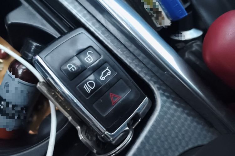 Used Land Rover Range Sport 2020 3.0 L6 HST Vehicle Key