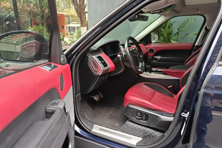 Used Land Rover Range Sport 2020 3.0 L6 HSE DYNAMIC Driver Seat