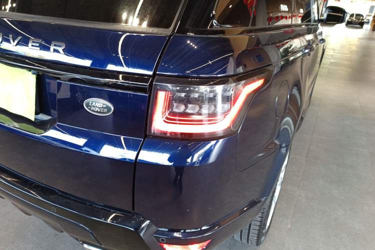 Used Land Rover Range Sport 2020 3.0 L6 HSE DYNAMIC Exterior 3