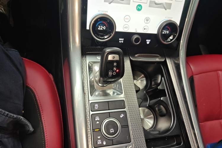 Used Land Rover Range Sport 2020 3.0 L6 HSE DYNAMIC Gear Lever