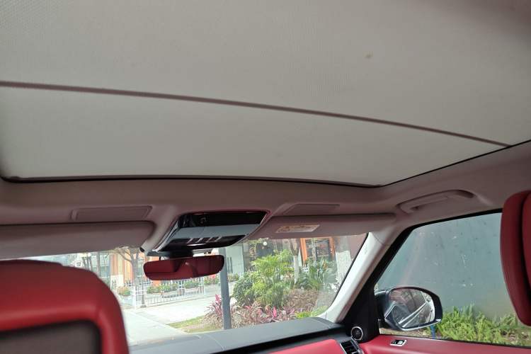 Used Land Rover Range Sport 2020 3.0 L6 HSE DYNAMIC Headliner