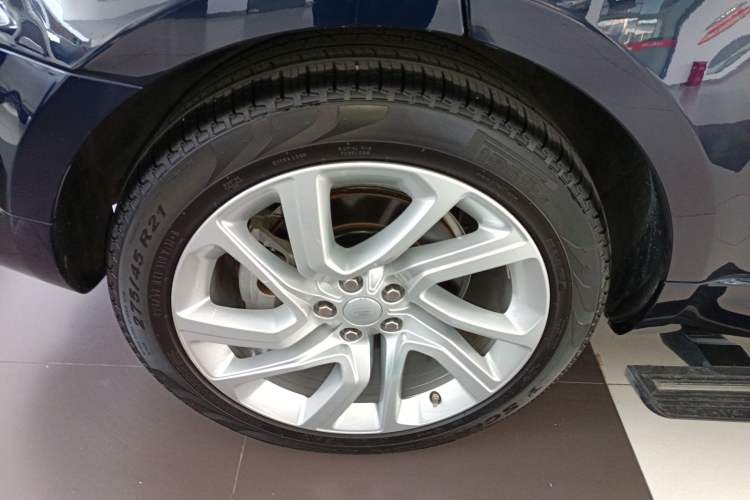 Used Land Rover Range Sport 2020 3.0 L6 HSE DYNAMIC Right Rear Wheel Hub