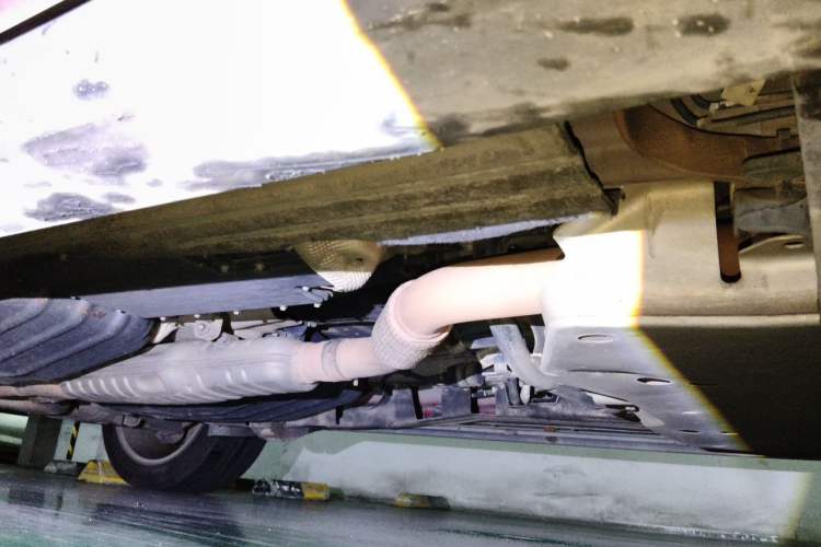 Used Land Rover Range Sport 2020 3.0 L6 HSE DYNAMIC Chassis Front Right