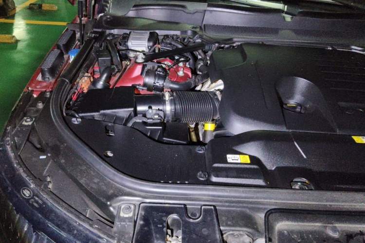 Used Land Rover Range Sport 2020 3.0 L6 HSE DYNAMIC Engine Bay Right