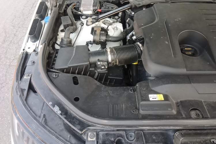 Used Land Rover Range Sport 2020 3.0 L6 HSE DYNAMIC Engine Bay Right