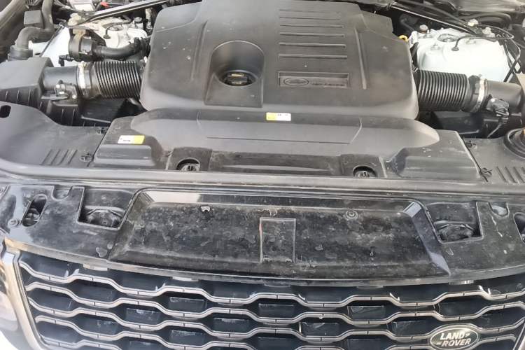 Used Land Rover Range Sport 2020 3.0 L6 HSE DYNAMIC Engine Bay