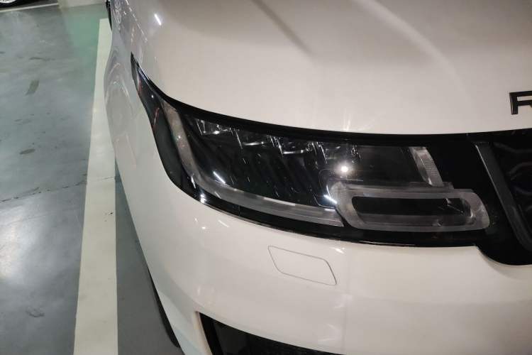 Used Land Rover Range Sport 2020 3.0 L6 HSE DYNAMIC Right Front Headlight