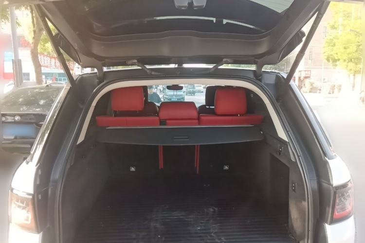Used Land Rover Range Sport 2020 3.0 L6 HSE DYNAMIC Trunk