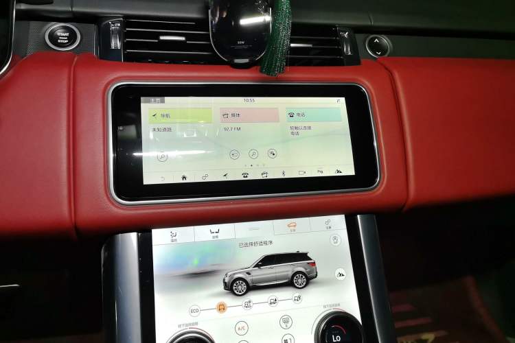 Used Land Rover Range Sport 2020 3.0 L6 HSE DYNAMIC Audio And AC Panel