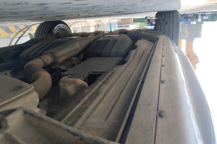 Used Land Rover Range Sport 2020 3.0 L6 HSE DYNAMIC Chassis Front Right