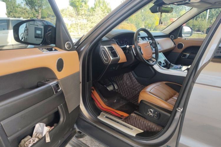 Used Land Rover Range Sport 2020 3.0 L6 HSE DYNAMIC Driver Seat