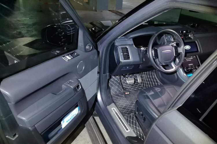 Used Land Rover Range Sport 2020 3.0 L6 HSE DYNAMIC Driver Seat