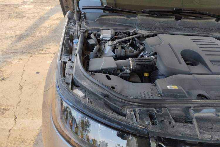 Used Land Rover Range Sport 2020 3.0 L6 HSE DYNAMIC Engine Bay Right