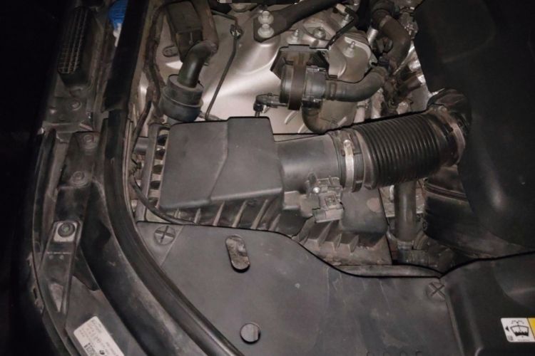 Used Land Rover Range Sport 2020 3.0 L6 HSE DYNAMIC Engine Bay Right