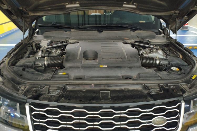 Used Land Rover Range Sport 2020 3.0 L6 HSE DYNAMIC Engine Bay