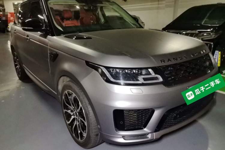 Used Land Rover Range Sport 2020 3.0 L6 HSE DYNAMIC Front Right 45 Deg
