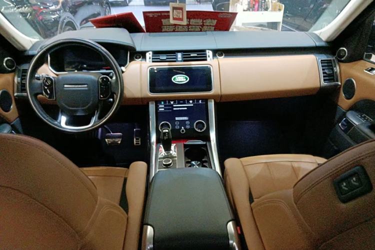 Used Land Rover Range Sport 2020 3.0 L6 HSE DYNAMIC Interior 1